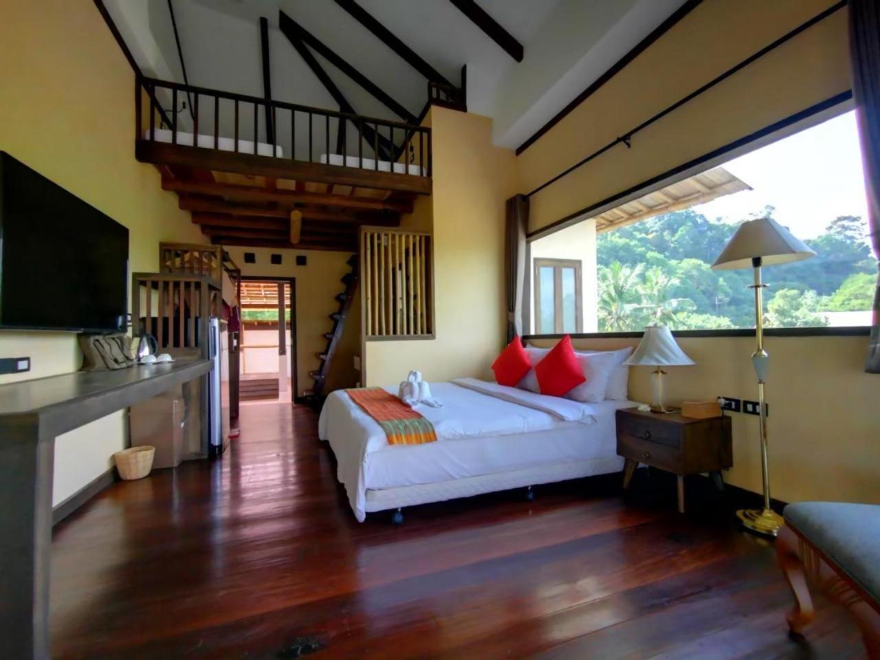Relax House Lanta Old Town Hotell Ko Lanta Exteriör bild