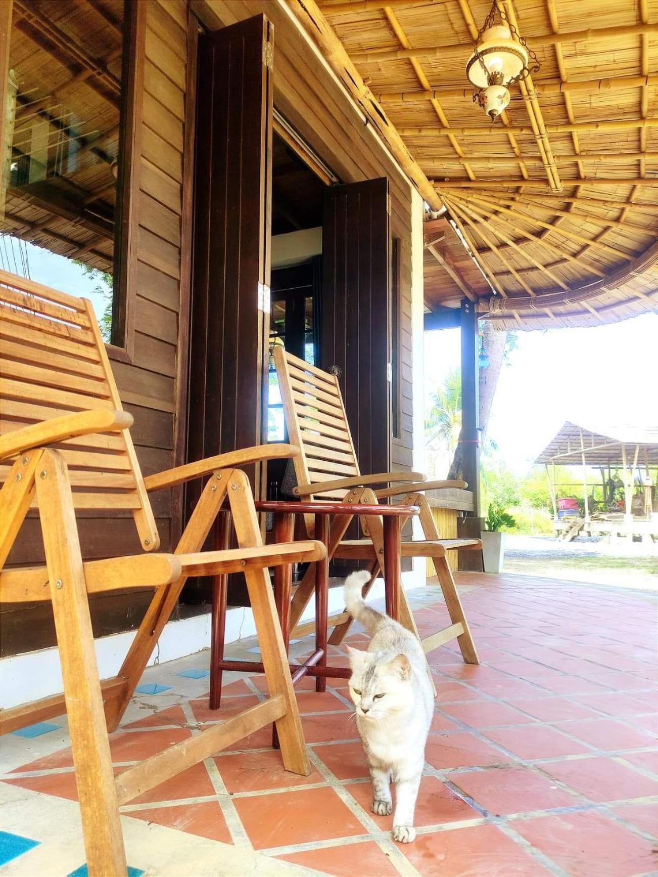 Relax House Lanta Old Town Hotell Ko Lanta Exteriör bild